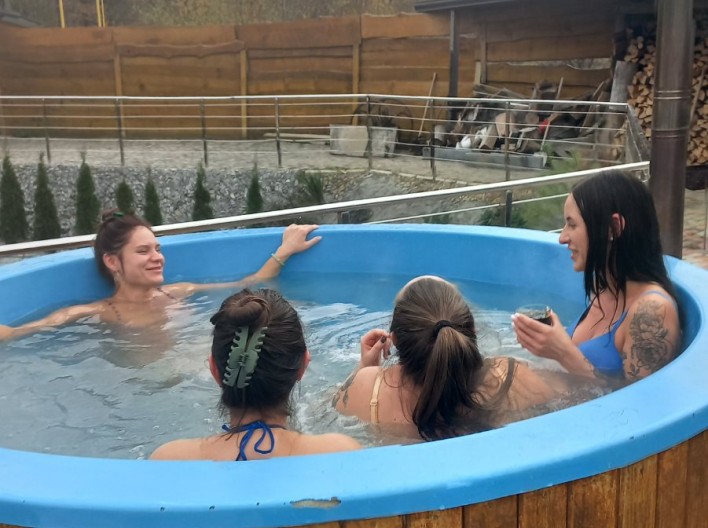 Комплекс відпочинку «Aquatel Complex»