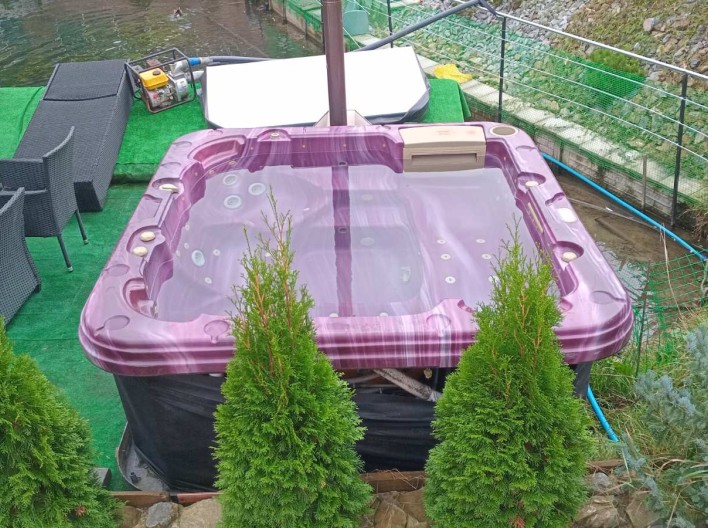 Комплекс відпочинку «Aquatel Complex»